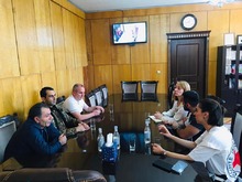 Գեղարքունիքի մարզպետ Կարեն Սարգսյանը Վարդենիսի համայնքապետարանում հանդիպել է Կարմիր խաչի միջազգային կոմիտեի ներկայացուցիչների հետ