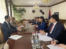 Գեղարքունիքի մարզպետ Կարեն Սարգսյանն ընդունեց ՄԻՊ Անահիտ Մանասյանին