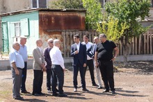 Գեղարքունիքի մարզպետ Կարեն Սարգսյանը մշտադիտարկում անցկացրեց Վարդենիկ գյուղի շինհրապարակներում