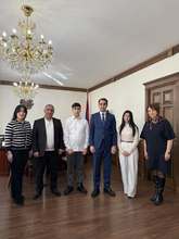 Գեղարքունիքի մարզպետ Կարեն Սարգսյանն ընդունել է Գեղարքունիքի մարզային գրադարանի ներկայացուցիչներին 