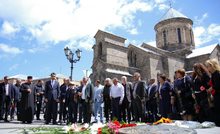 Գեղարքունիքի մարզպետ Կարեն Սարգսյանը հարգանքի տուրք մատուցեց հաղթանակի և խաղաղության հոբելյանական տարեդարձի առթիվ Գեղարքունիքի մարզպետ Կարեն Սարգսյանը հարգանքի տուրք մատուցեց հաղթանակի և խաղաղության հոբելյանական տարեդարձի առթիվ