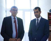 Գեղարքունիքի մարզպետ Կարեն Սարգսյանն ընդունել է Հայաստանում  Ֆրանսիայի արտակարգ և լիազոր դեսպան Օլիվիե Դըկոտինյիին, Իզերի դեպարտամենտալ խորհրդի փոխնախագահ Պատրիկ Կուրտոյին 