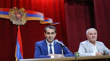Գեղարքունիքի մարզպետ Կարեն Սարգսյանը հանդիպել է Մարտունի համայնքի բնակիչների հետ Գեղարքունիքի մարզպետ Կարեն Սարգսյանը հանդիպել է Մարտունի համայնքի բնակիչների հետ