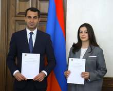 ՀՀ Գեղարքունիքի մարզպետ Կարեն Սարգսյանը և «Դէկավվա» բարեգործական հիմնադրամի գործադիր տնօրեն Ադրիանա Մարությանը համատեղ ստորագրեցին փոխըմբռնման հուշագիր